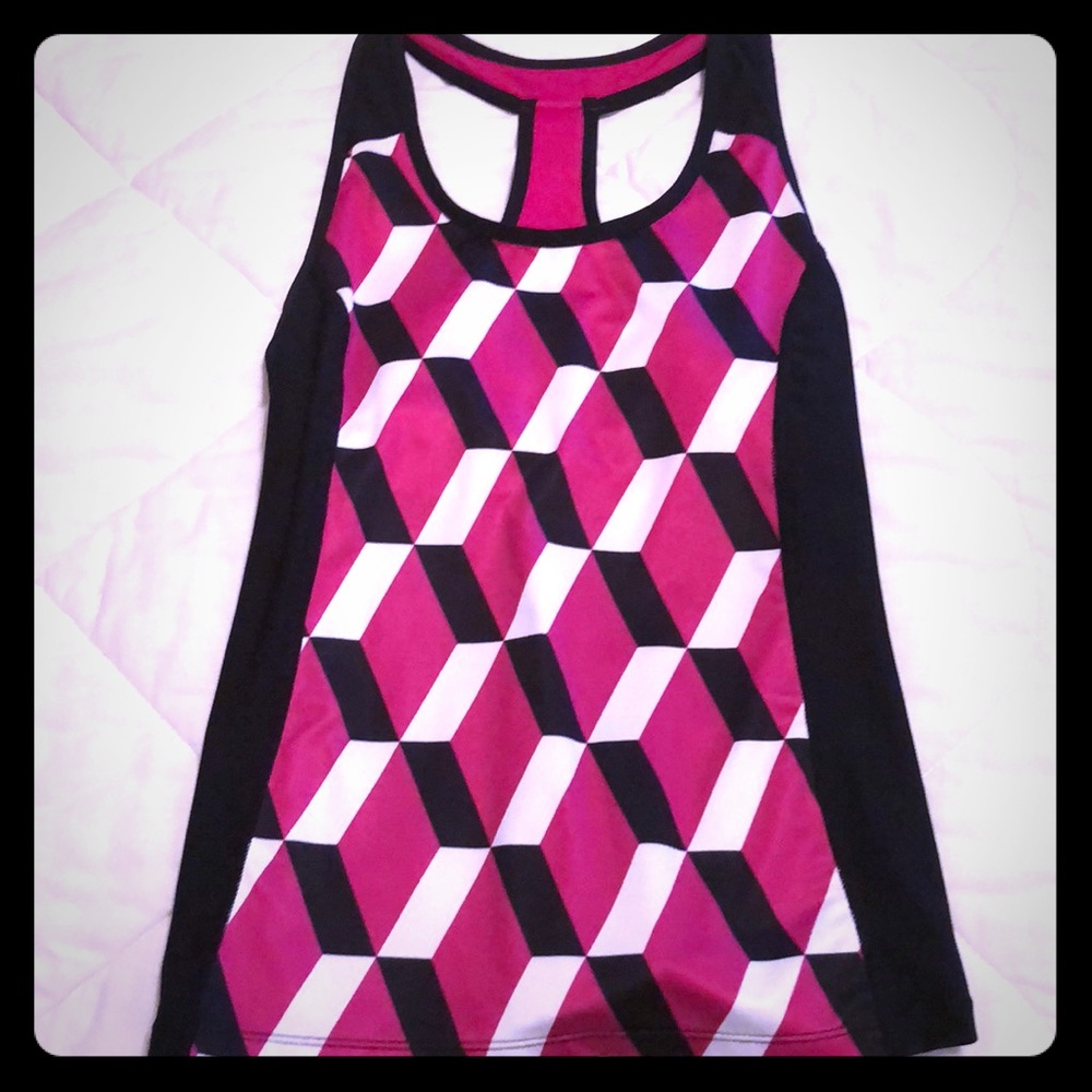 Xersion performance wear athletic tank in Med